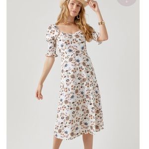 Vera smocked sleeve paisley midi dress
